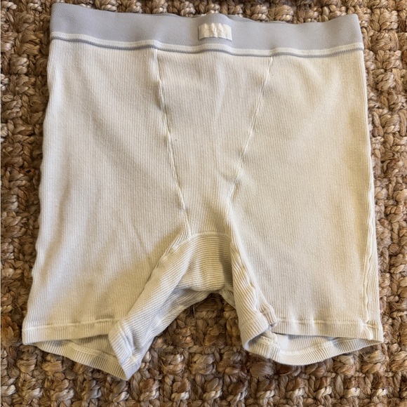 Skims Set - Picture 4 of 6